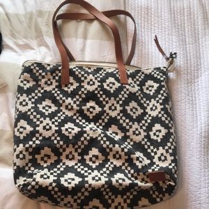 TOMS purse